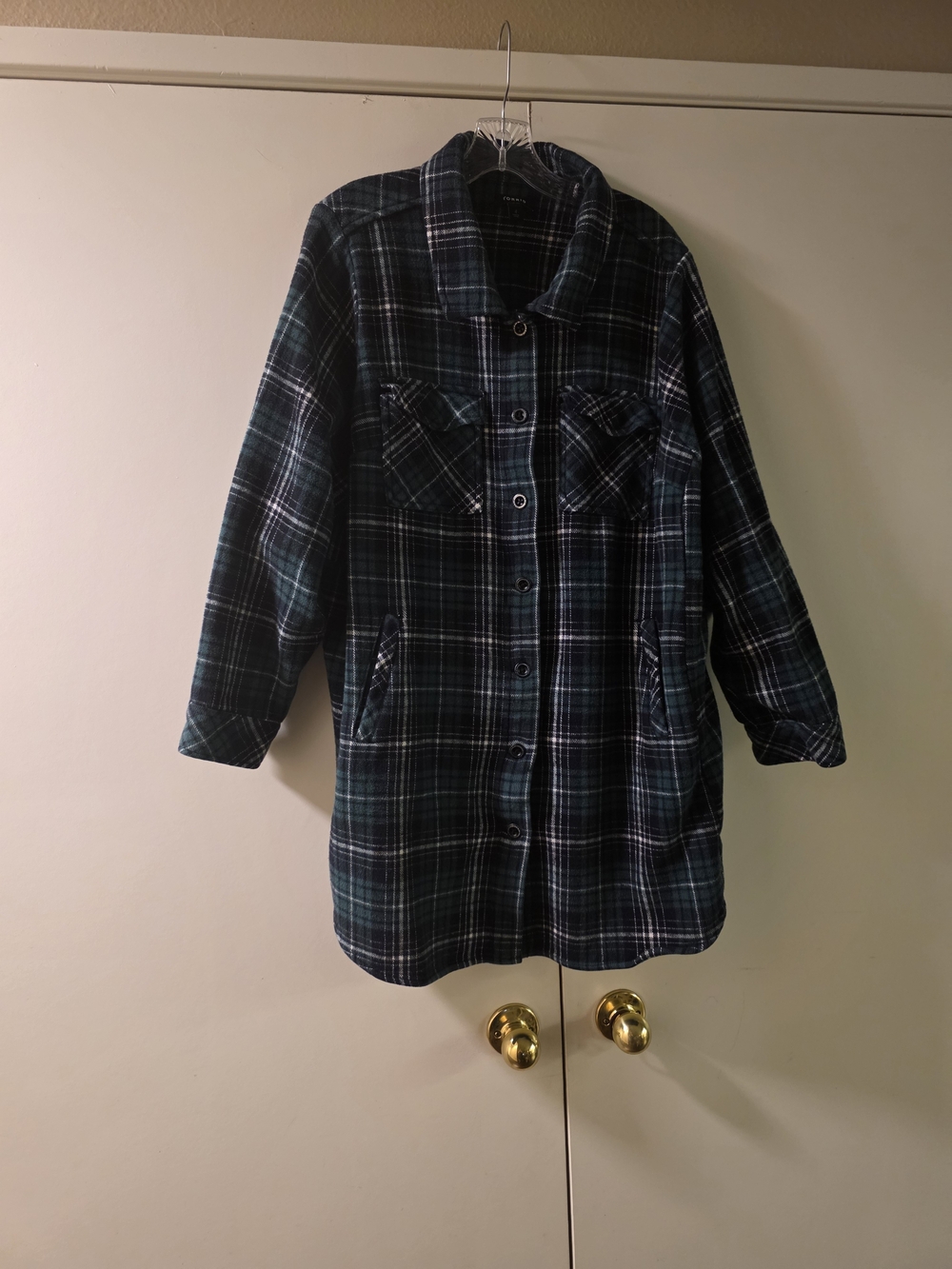 torrid plus size 4  Dark Green Plaid flannel shacket